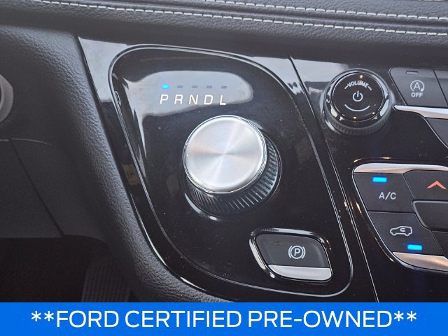 Used 2023 Chrysler Pacifica Touring FWD image 29
