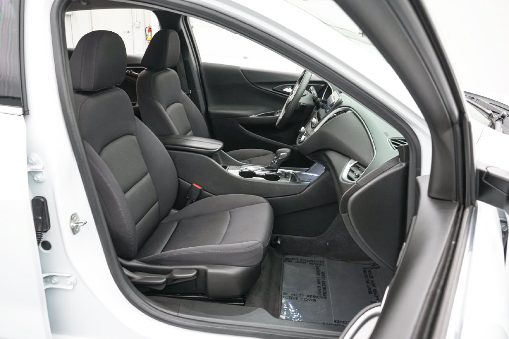 Used 2024 Chevrolet Malibu LT FWD image 20