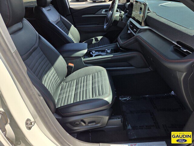 Certified 2025 Ford Explorer ST-Line RWD image 16