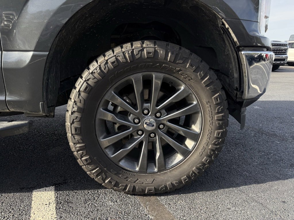 Certified 2019 Ford F150 XLT w/ Equipment Group 302A Luxury image 33