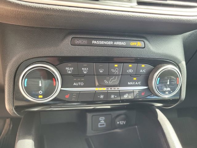 Certified 2022 Ford Escape SEL w/ SEL Stealth AWD Package image 24