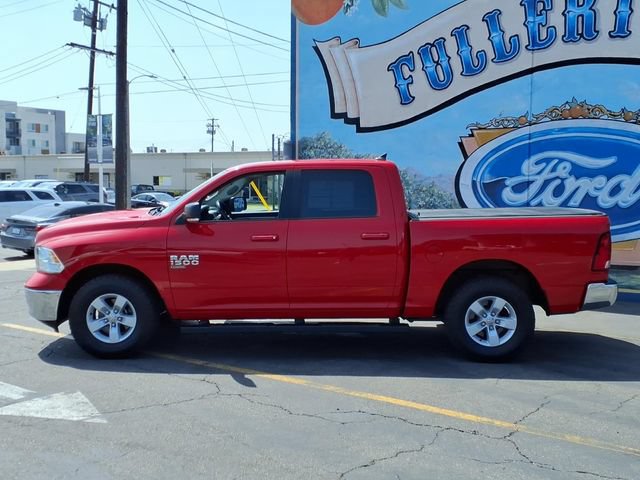 Used 2019 RAM 1500 Classic SLT w/ Luxury Group AWD/4WD image 3