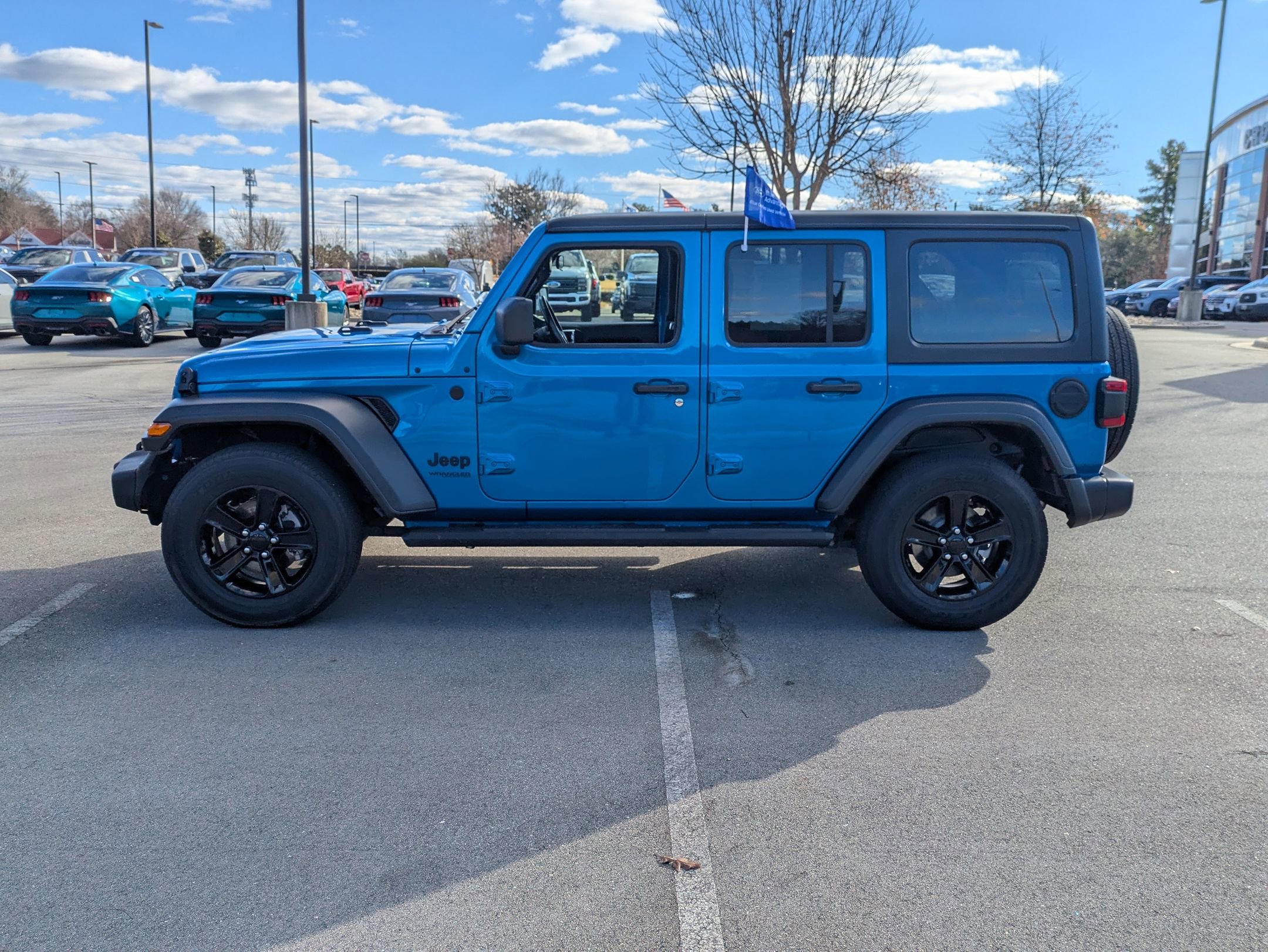 Used 2021 Jeep Wrangler Unlimited Sport w/ LED Headlamp & Fog Lamp Group image 7