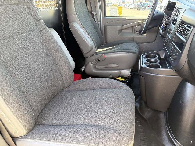 Used 2024 GMC Savana 2500 w/ Driver Convenience Package RWD image 21