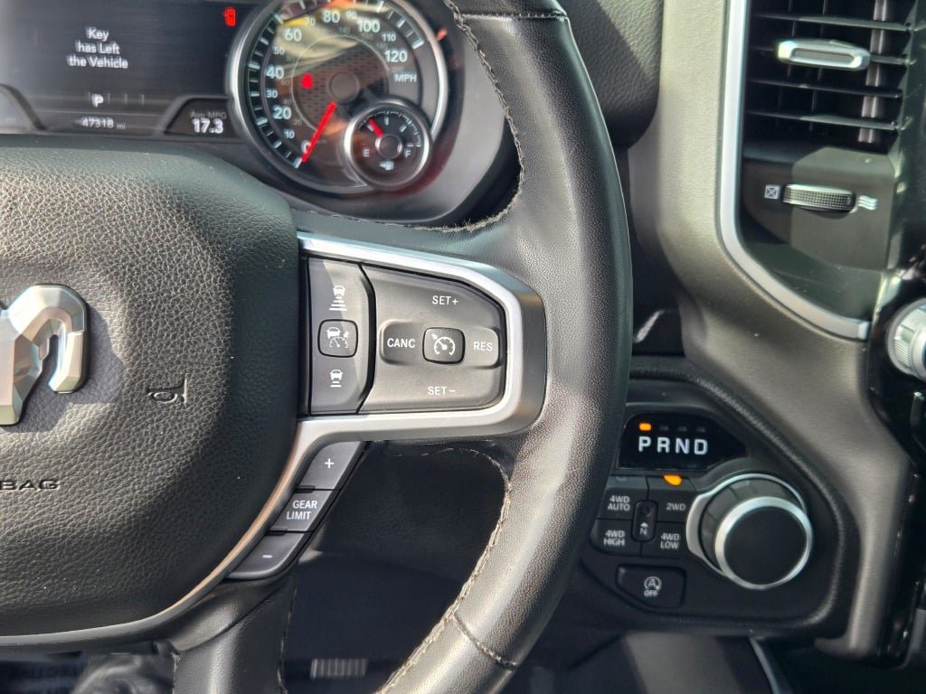 Used 2025 RAM 1500 Big Horn AWD/4WD image 31