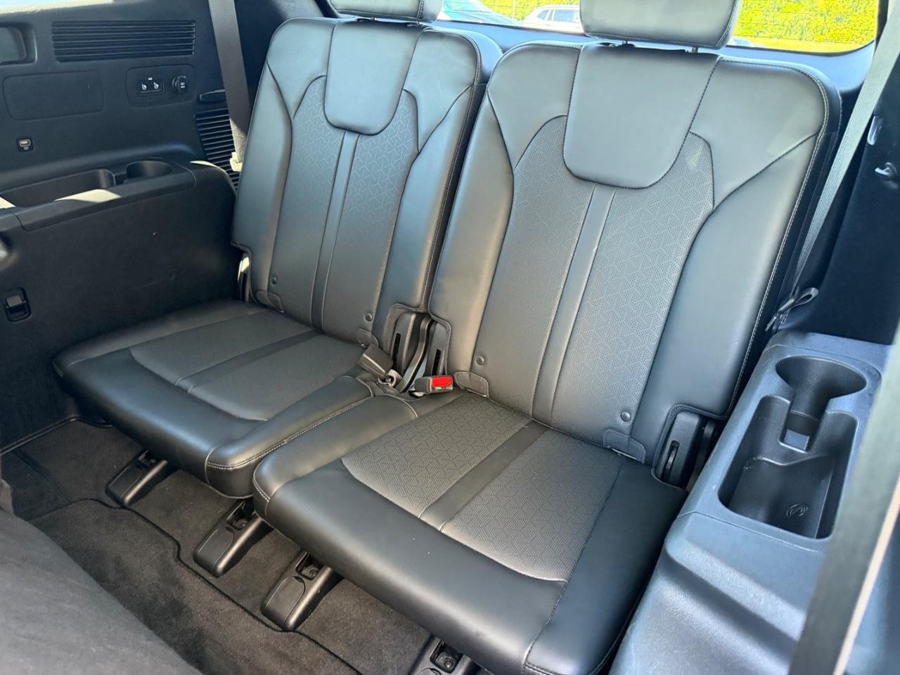 Used 2023 Kia Sorento S FWD image 9