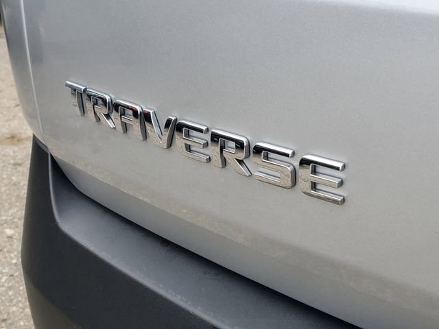Used 2022 Chevrolet Traverse LT image 32