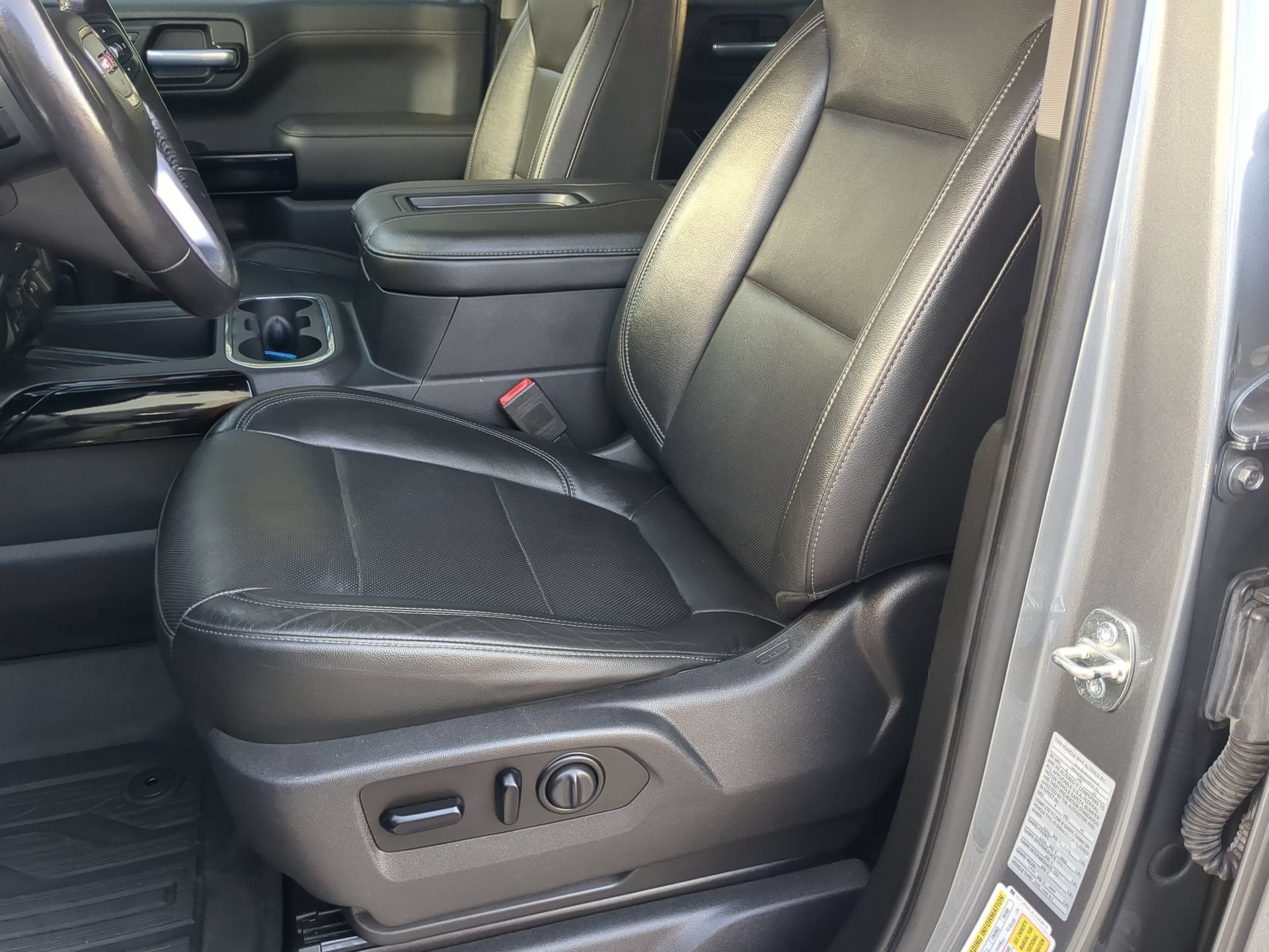 Used 2020 GMC Sierra 1500 SLT w/ SLT Premium Plus Package AWD/4WD image 57