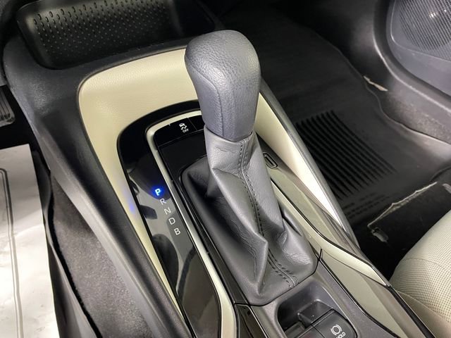 Used 2022 Toyota Corolla LE w/ LE Premium Package image 9