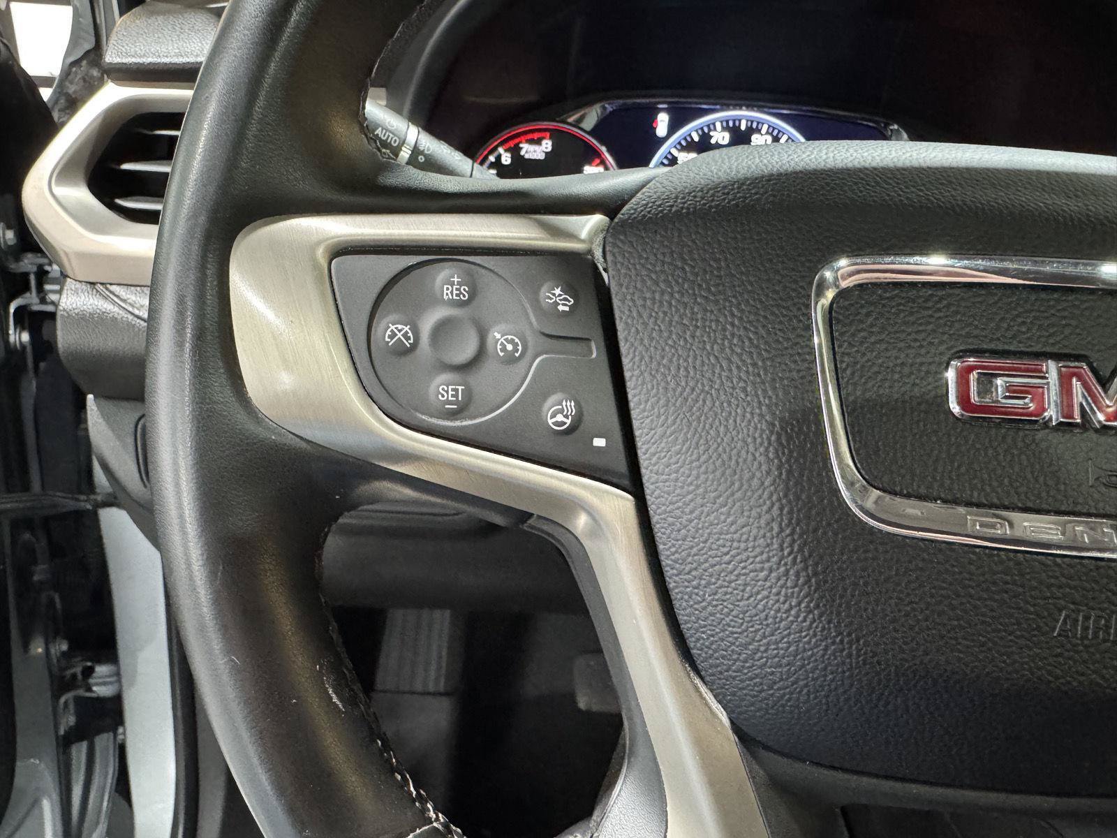 Used 2023 GMC Acadia Denali w/ Trailering Package AWD/4WD image 15