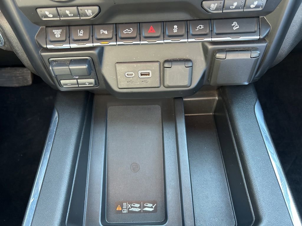 Used 2020 GMC Sierra 2500 AT4 w/ AT4 Premium Package AWD/4WD image 27