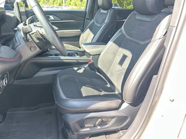 Certified 2025 Ford Explorer ST AWD/4WD image 35