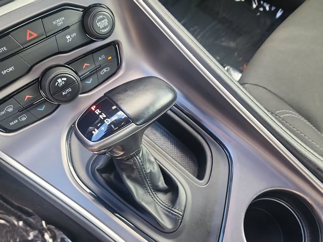 Used 2020 Dodge Challenger SXT RWD image 21