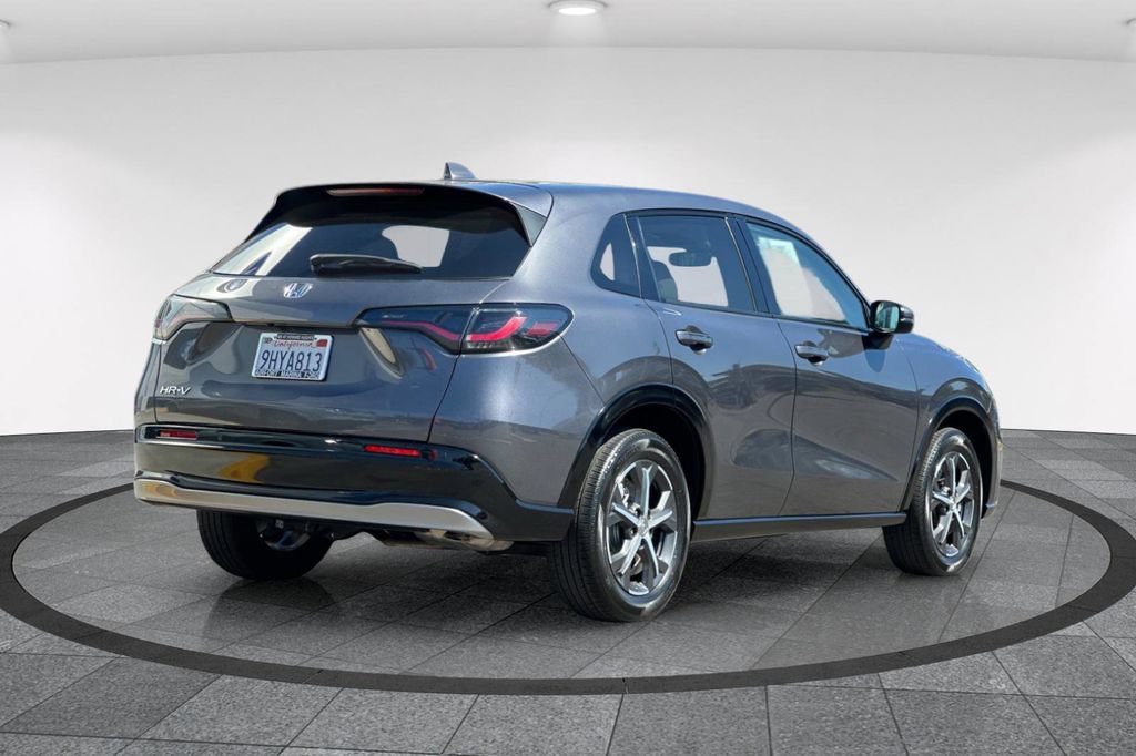 Used 2024 Honda HR-V EX-L image 5