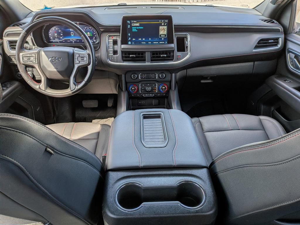 Used 2022 Chevrolet Suburban RST w/ Sport Performance Package image 16