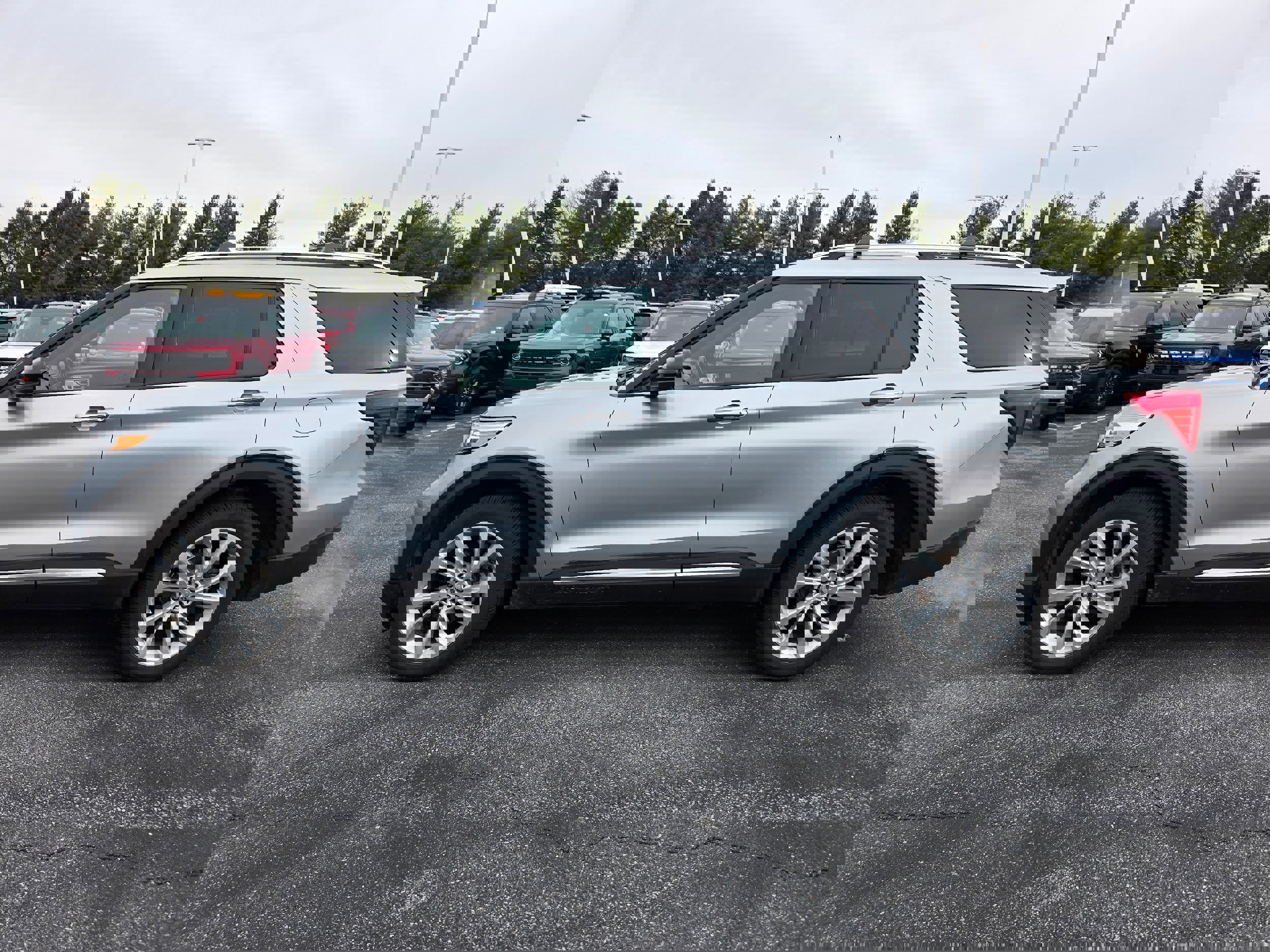 Certified 2023 Ford Explorer Platinum w/ Premium Technology Package video 2
