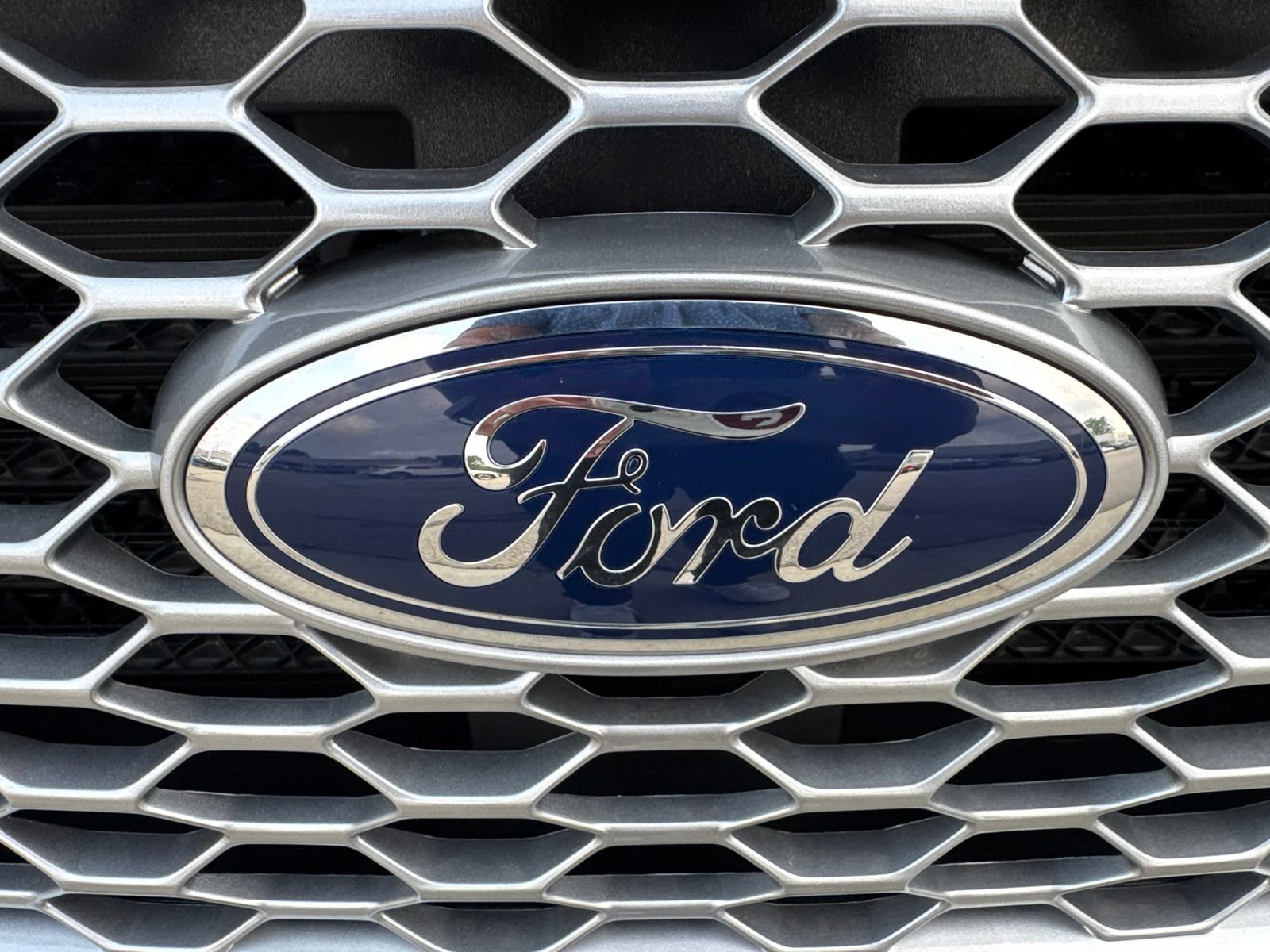 Certified 2024 Ford Edge SEL w/ Convenience Package AWD/4WD image 13