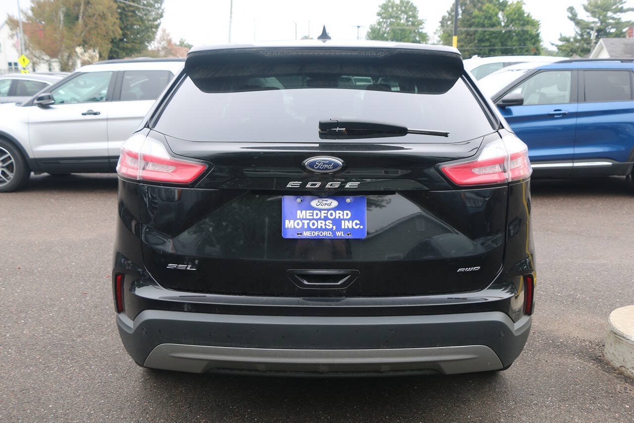 Certified 2024 Ford Edge SEL AWD/4WD image 4