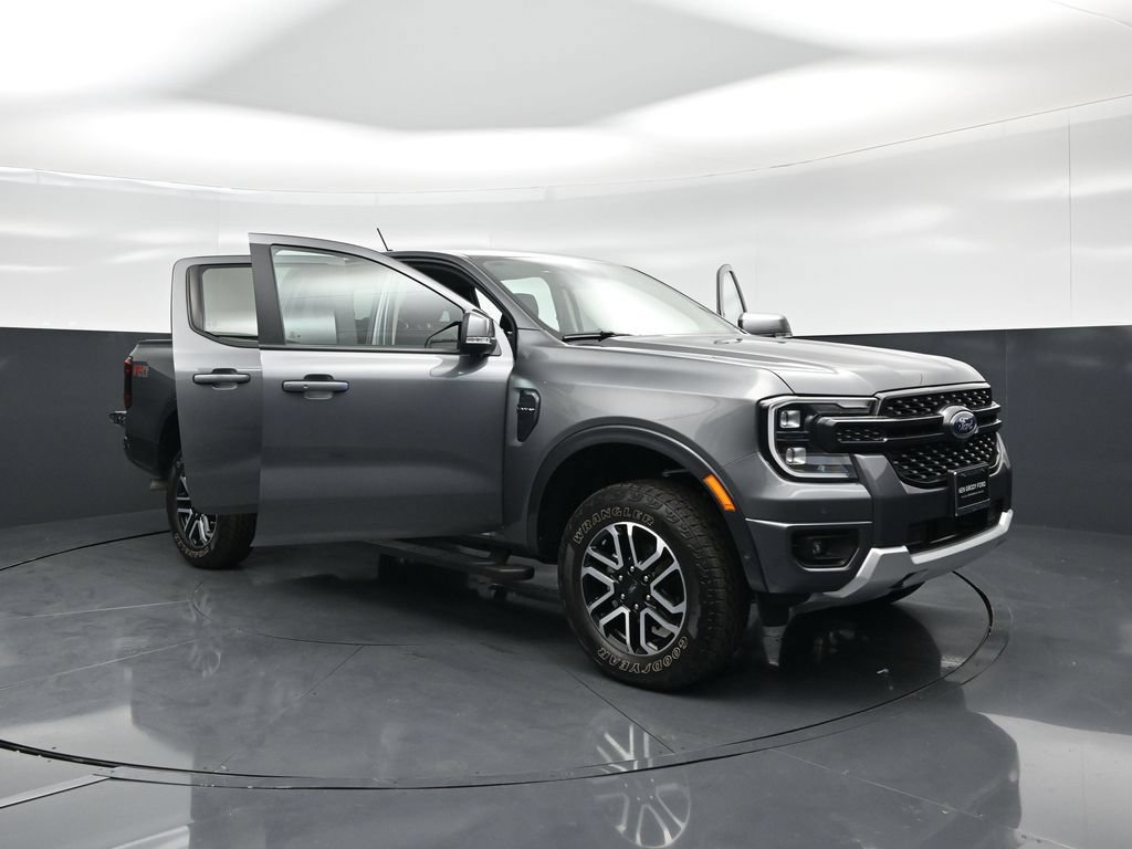 Certified 2024 Ford Ranger Lariat w/ FX4 Off-Road Package AWD/4WD image 17