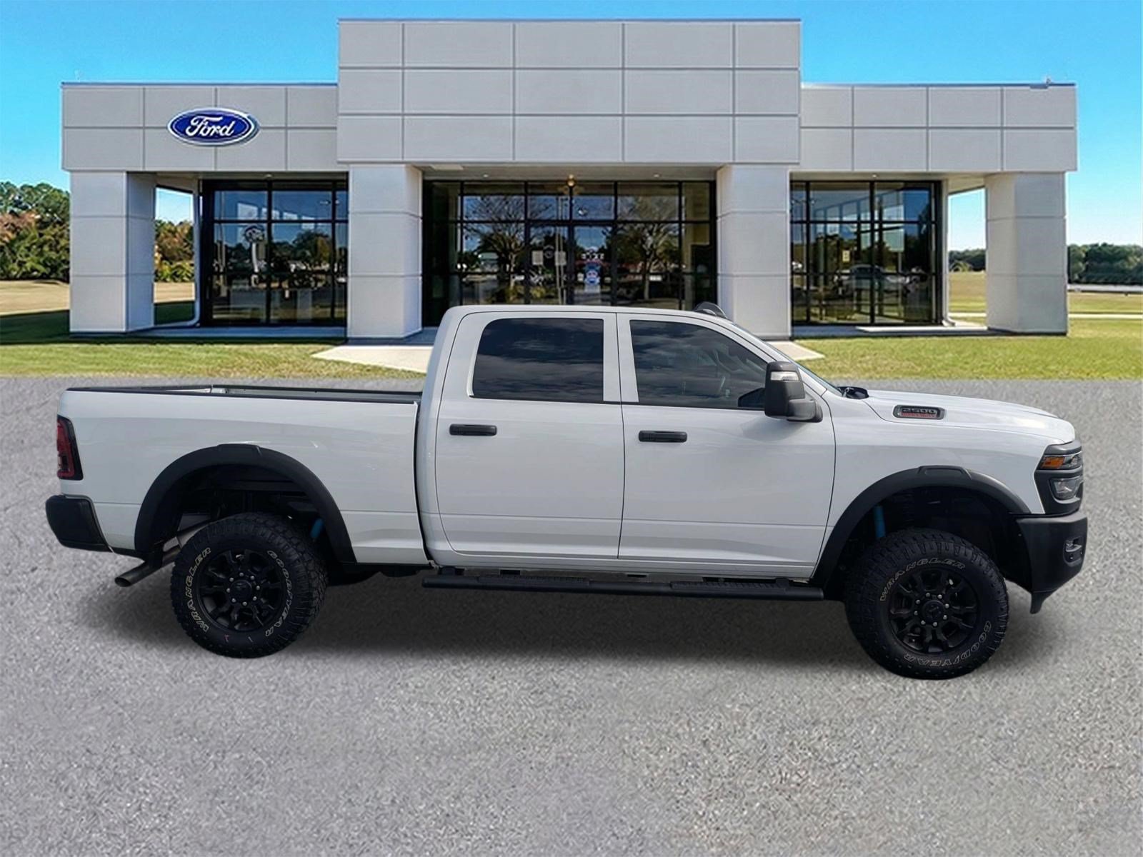 Used 2026 RAM 2500 Tradesman w/ Power Wagon Package AWD/4WD image 3