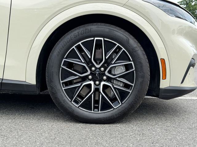 Certified 2025 Ford Mustang Mach-E Premium AWD/4WD image 30