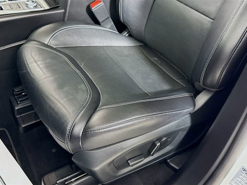 Certified 2024 Ford Explorer ST w/ Equipment Group 401A image 22