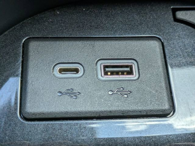 Used 2022 Cadillac Escalade Sport w/ Touring Package AWD/4WD image 23