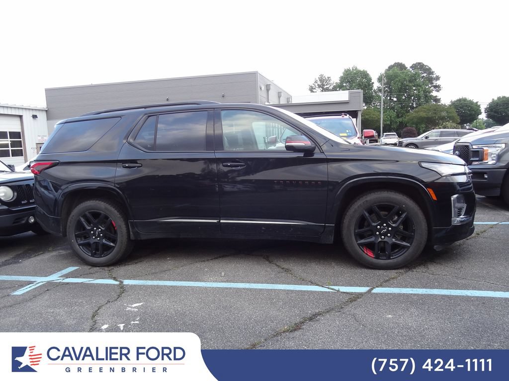 Used 2023 Chevrolet Traverse Premier w/ Redline Edition AWD/4WD image 3