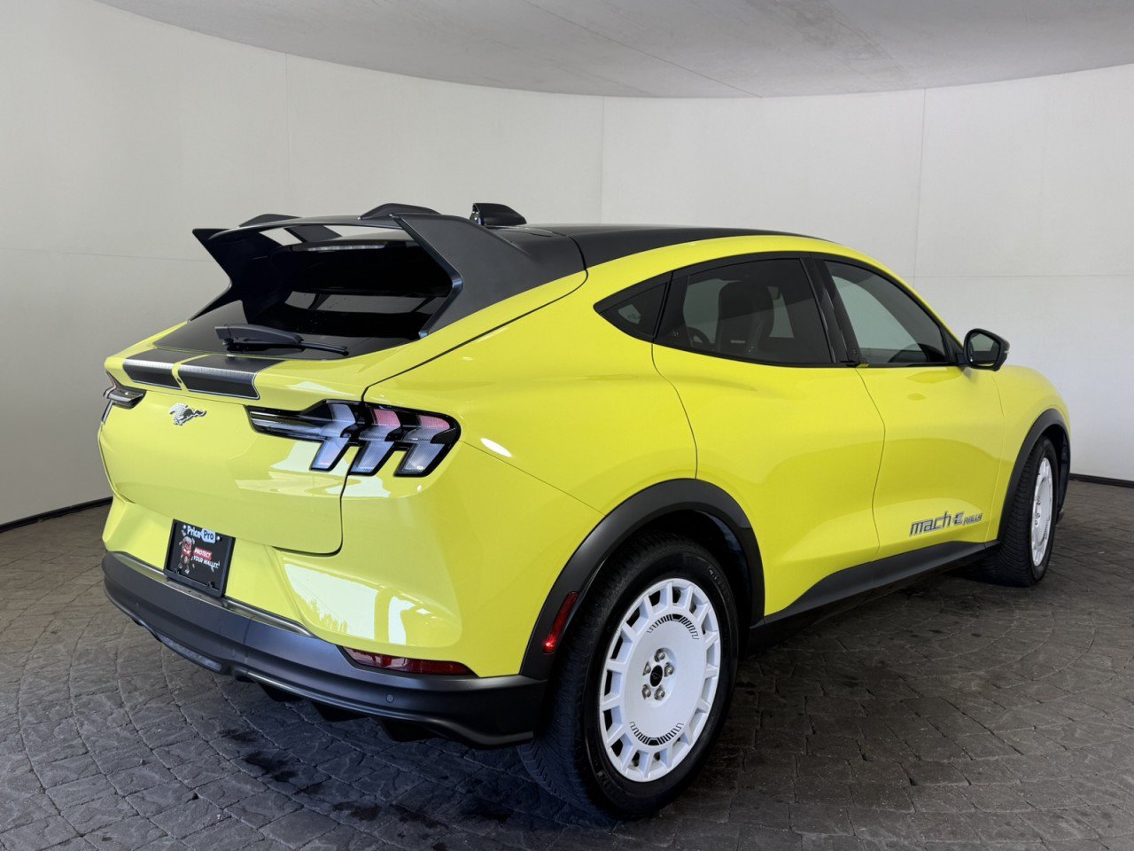 Certified 2025 Ford Mustang Mach-E GT AWD/4WD image 9