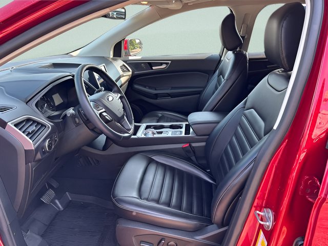 Certified 2023 Ford Edge SEL w/ Convenience Package AWD/4WD image 2