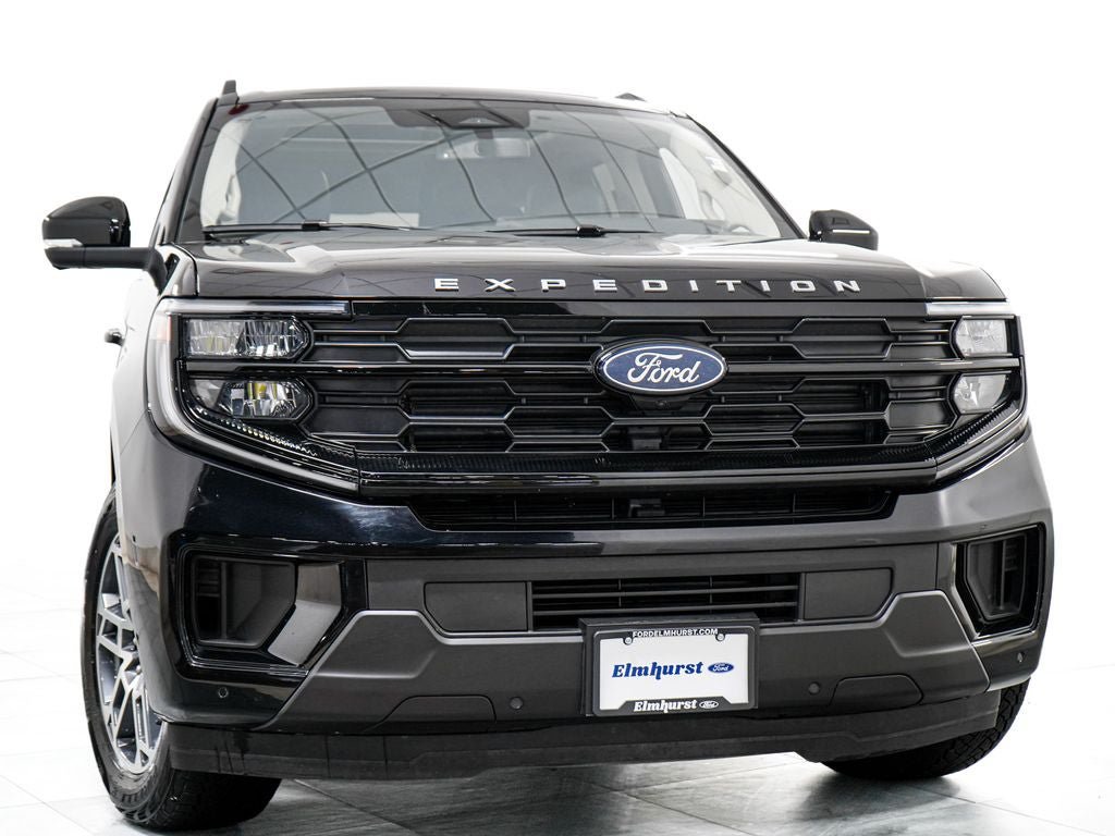 Certified 2025 Ford Expedition Max Active AWD/4WD image 3