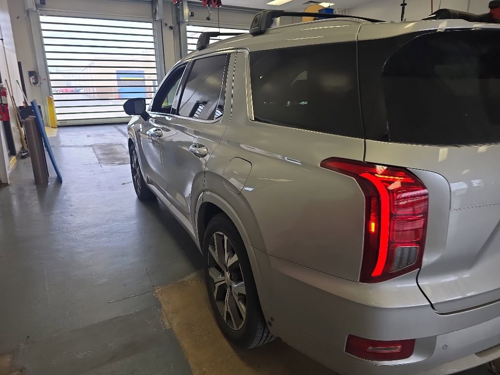 Used 2022 Hyundai Palisade Limited AWD/4WD image 2