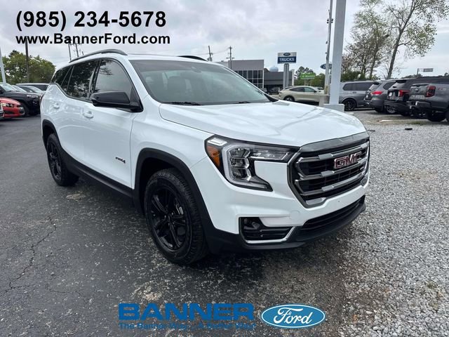 Used 2024 GMC Terrain AT4 AWD/4WD image 1