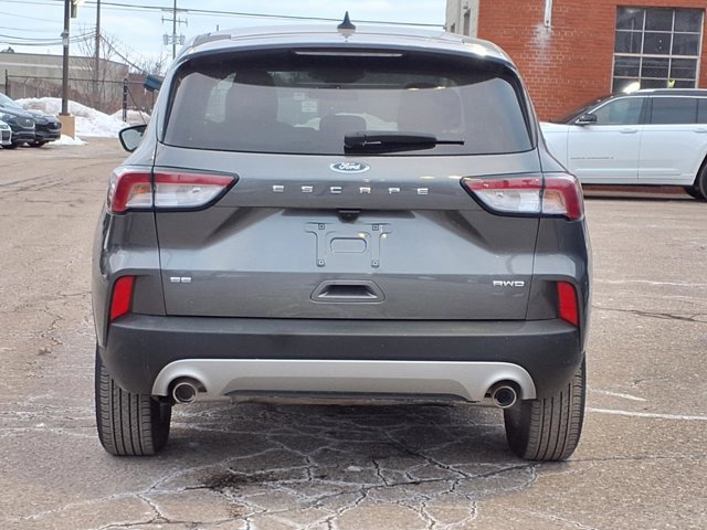 Certified 2022 Ford Escape SE w/ Convenience Package image 2