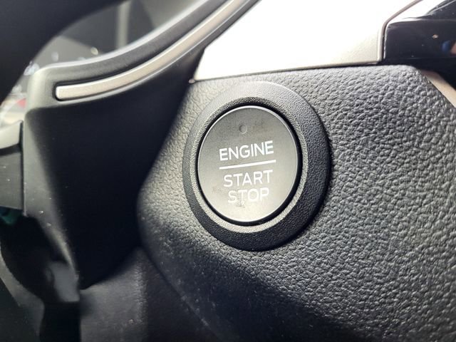 Certified 2022 Ford Escape SE w/ SE Sport Appearance Package image 23