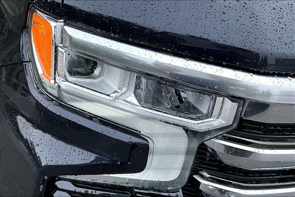 Used 2024 Chevrolet Silverado 1500 High Country w/ High Country Premium Package AWD/4WD image 28