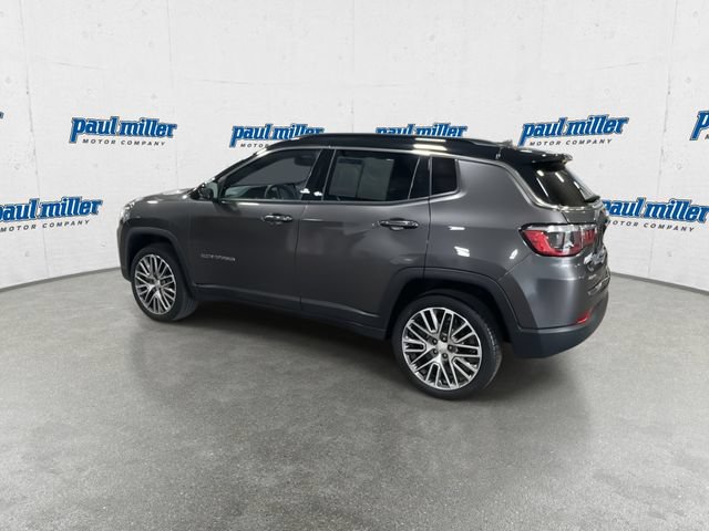Used 2023 Jeep Compass Limited w/ Elite Group AWD/4WD image 8