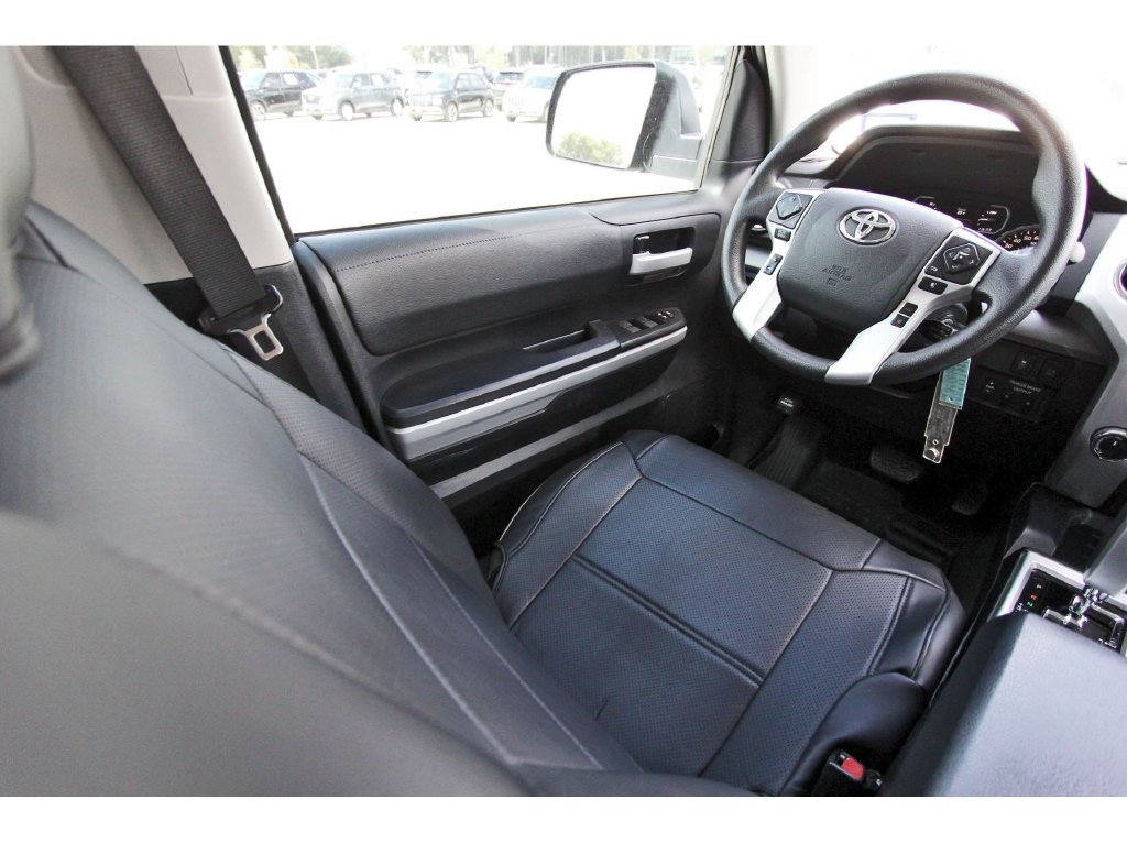 Used 2019 Toyota Tundra SR5 w/ SR5 Upgrade Package AWD/4WD image 11