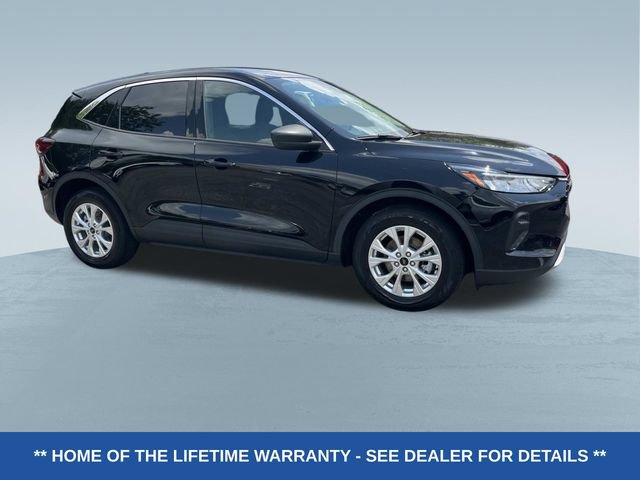 Certified 2023 Ford Escape Active FWD image 2
