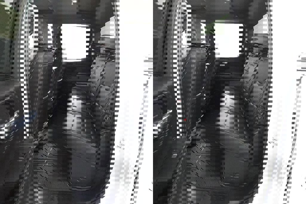 Used 2023 Chevrolet Silverado 1500 Custom w/ Rally Edition AWD/4WD image 26