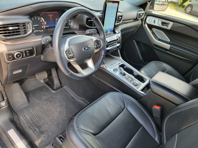 Certified 2023 Ford Explorer Limited w/ Limited Technology Package AWD/4WD image 19