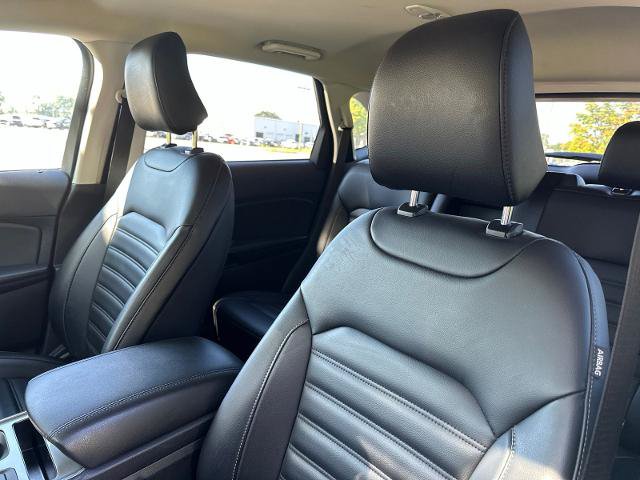 Certified 2024 Ford Edge SEL w/ Convenience Package AWD/4WD image 3