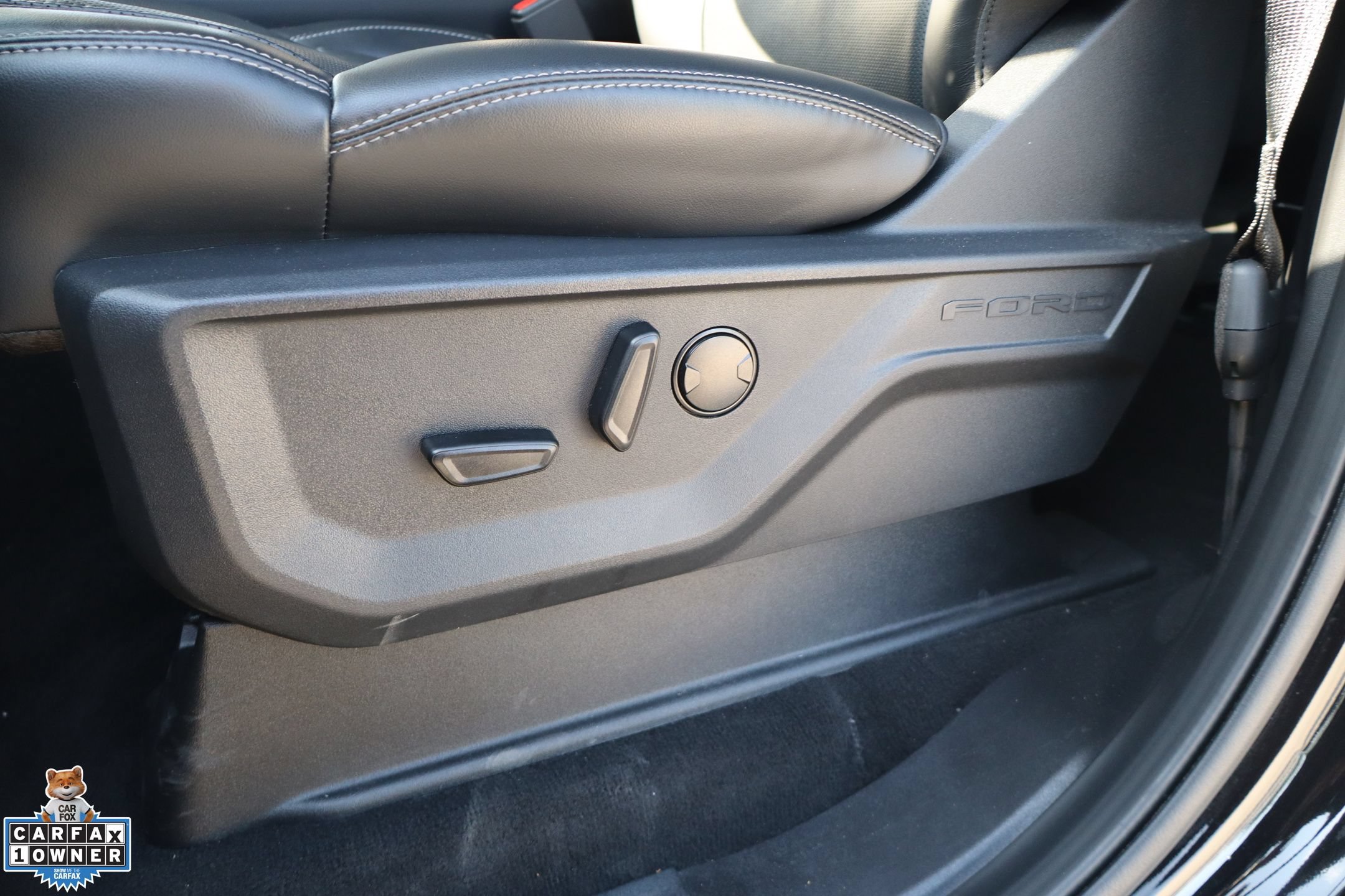 Certified 2025 Ford Expedition Max Platinum AWD/4WD image 13