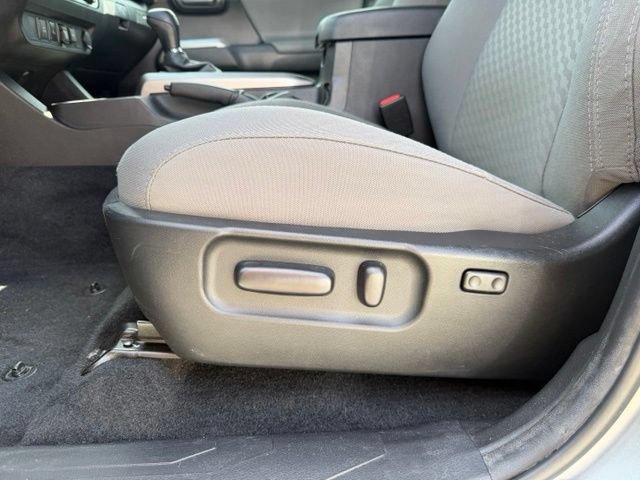 Used 2023 Toyota Tacoma SR5 RWD image 9