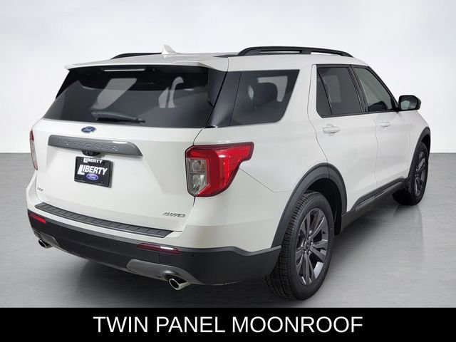 Certified 2023 Ford Explorer XLT w/ Equipment Group 202A image 4