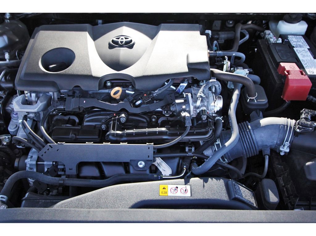 Used 2024 Toyota Camry SE image 32