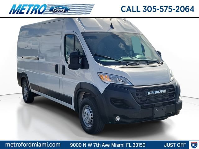 Used 2025 RAM ProMaster 2500 w/ Convenience Group image 4