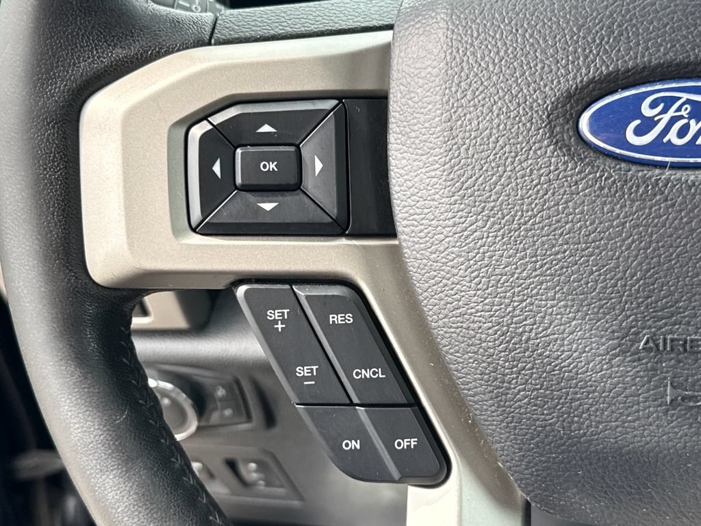 Certified 2019 Ford F150 Lariat w/ Equipment Group 502A Luxury AWD/4WD image 15