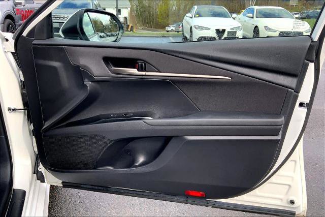 Used 2025 Toyota Camry LE FWD image 23