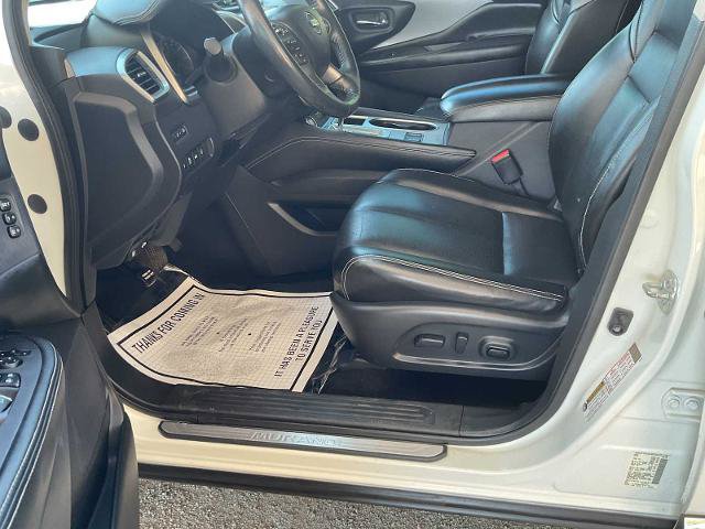 Used 2019 Nissan Murano SL w/ SL Technology Package AWD/4WD image 16
